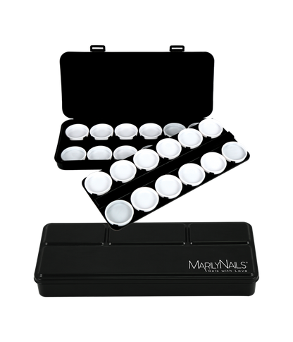 Plastic art palette